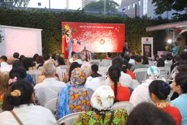 Embassy hosts Tet event for Vietnamese community in Argentina