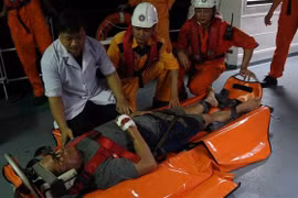 Injured Philippine sailor taken to Da Nang for treatment