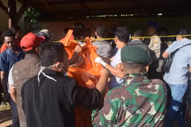 Death toll from boat capsize in Indonesia rises to 18 