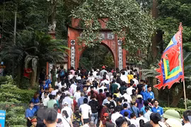Phu Tho welcomes 7 million arrivals to Hung Kings Temple festival 