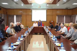VUFO leader thanks PeaceTrees Vietnam for bomb, mine clearance