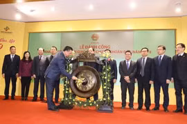 Vietnam’s stock market opens first trading session of 2019