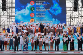 Vietnam announces commitment to UN traffic accident reduction goal