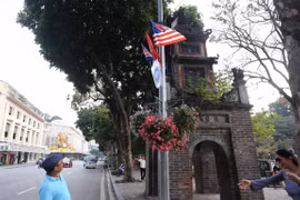Vietnam promotes tourism during Hanoi Summit 