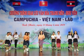 Vietnamese, Cambodian, Lao students enhance solidarity, friendship