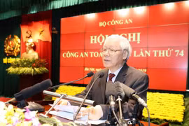 Public security forces urged to uphold core role in national security maintenance 