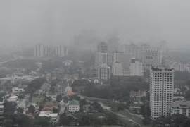 Malaysia to make artificial rain to ease smog from Indonesia