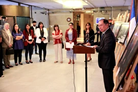 Photo exhibition highlights Vietnam-Chile relations