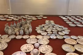 Shipwreck exhibition opens in Quang Ngai 