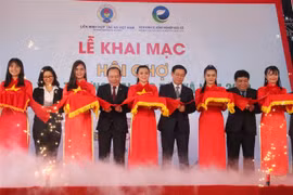 Trade promotion fair for cooperatives opens in HCM City