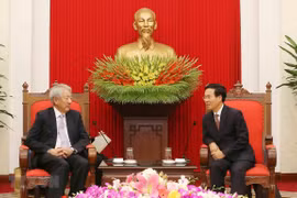 Party official welcomes Singaporean Deputy PM