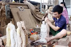 Income increases fast for workers in Vinh Phuc’s craft villages