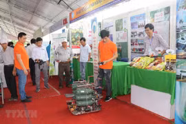Technology fair, innovative startup festival open in Can Tho