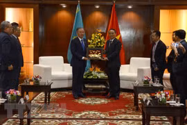 Kazakhstani top legislator visits Da Nang