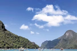 Philippines’ El Nido beaches remain open during 6-month cleanup
