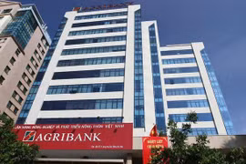 Agribank listed among Vietnam’s Top 10 prestigious banks