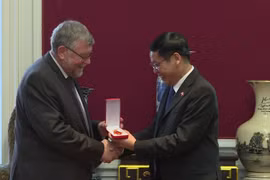 Friendship order conferred upon Belgian association 