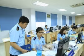 70 percent of firms ask for simplified customs procedures: survey 