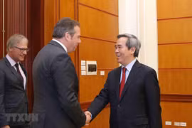 Officials of German parliament welcomed in Hanoi