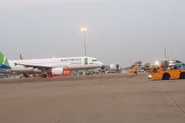 First Bamboo Airways flight takes off 