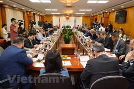 Vietnam, US look to expand trade, investment cooperation 