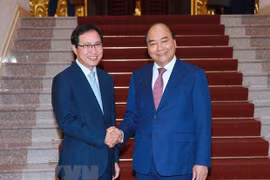 Prime Minister commits support to Samsung Vietnam 