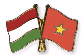 Get-together marks Vietnam, Hungary’s National Days