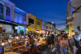 Thailand extends visa fee waiver for tourists till next year 