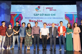 Vietjet, Youth Theatre wing artistic dreams of children