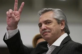 Leader congratulates President of Argentina