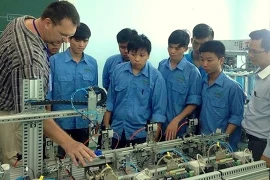 Nearly two thirds of foreign workers in Vietnam join compulsory social insurance