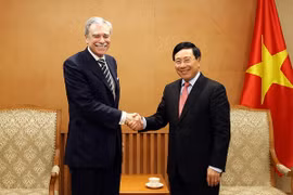 Former US Secretary of Commerce vows to contribute to Vietnam-US ties