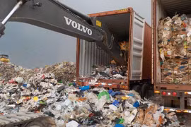 Canada spends 1 million USD to ship rubbish back from Philippines 