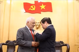 Venezuelan ambassador honoured with academy’s insignia 