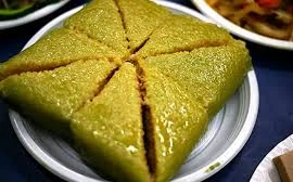 Traditional Tet food offerings to ancestors 