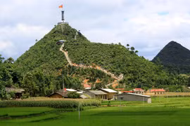 Lung Cu flagpole a sight to behold