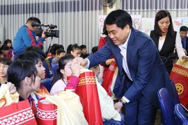 Hanoi leader pledges facilitating disabled people’s integration