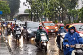 Heavy rain, flash floods forecast to continue over weekend