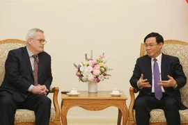 Vietnam, US look to bolster investment, trade ties