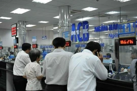 HNX-listed firms see total profits up 11.4 percent in 2018