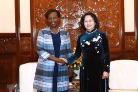 Vietnam backs Francophone community’s efforts for world peace 