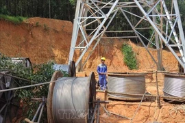 Efforts made to finish 220kV Nam Sum – Nong Cong transmission line project in October (Photo: VNA)