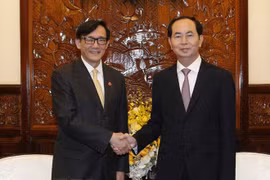 President encourages Thai businesses to expand investment