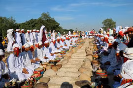 Cham Bani people in Binh Thuan celebrate Ramuwan festival 