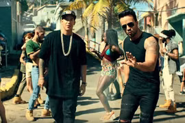 Luis Fonsi to bring super hit Despacito to Cocofest in Da Nang 