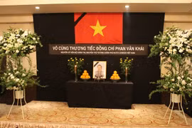 Memorial services for former PM Khai in Laos, Japan