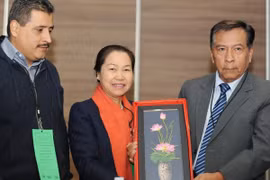 Vietnam attends education union congress in Mexico 