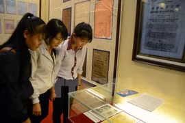 Hoang Sa, Truong Sa exhibition comes to Hoa Binh