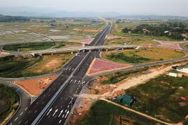 Work on Dau Giay-Lien Khuong expressway to start next year
