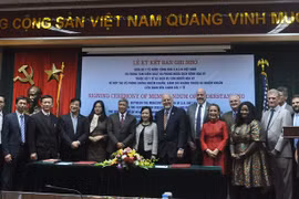 Vietnam, US boost cooperation in infection, drug resistance prevention 